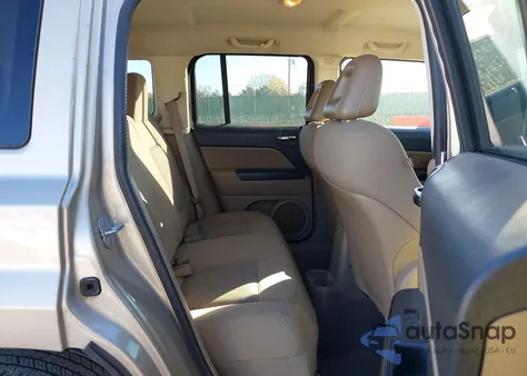 2009 Jeep Patriot Sport from USA, damaged, VIN 1J4FT28BX9D165105